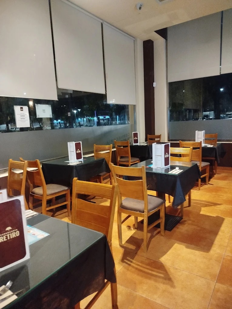 Cervecería Retiro · restaurante kids-friendly en Jerez de la Frontera
