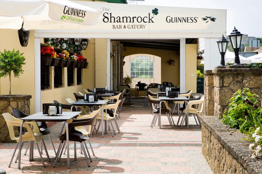 The Shamrock Bar & Eatery · restaurante kids-friendly en El Puerto de Santa María